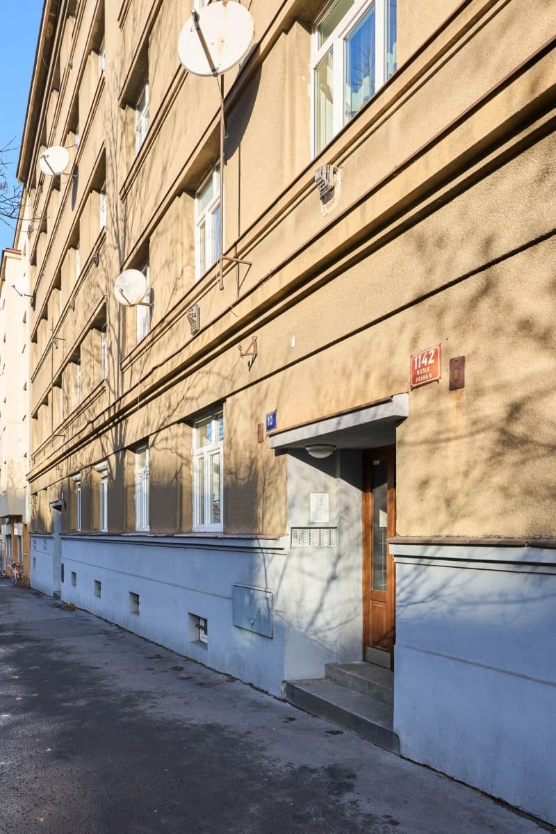 Pronájem bytu 2+kk 44 m², 5. května, Praha, Praha Pronájem bytu 2+kk 44 m², 5. května, Praha, Praha