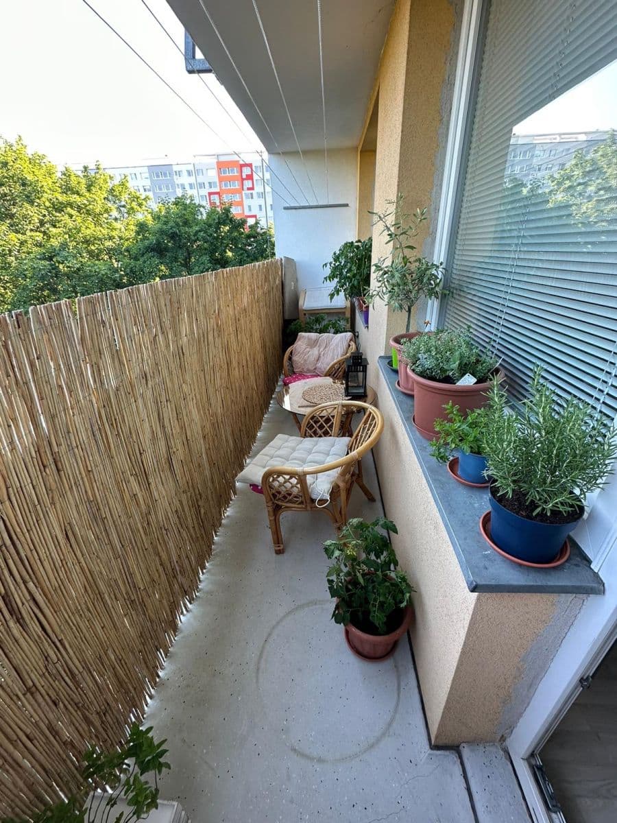 Pronájem bytu 3+1 70 m², Šluknovská, Praha, Praha Pronájem bytu 3+1 70 m², Šluknovská, Praha, Praha