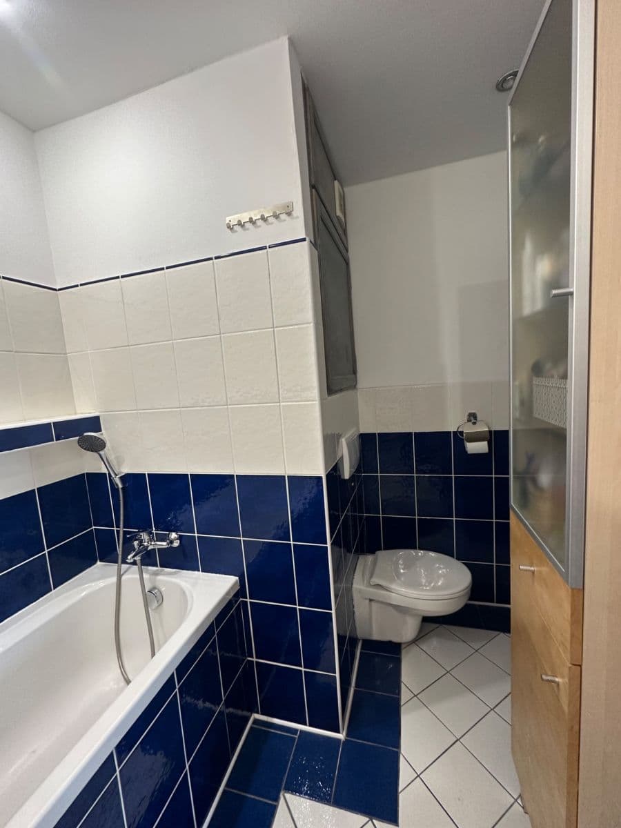 Pronájem bytu 3+1 70 m², Šluknovská, Praha, Praha Pronájem bytu 3+1 70 m², Šluknovská, Praha, Praha