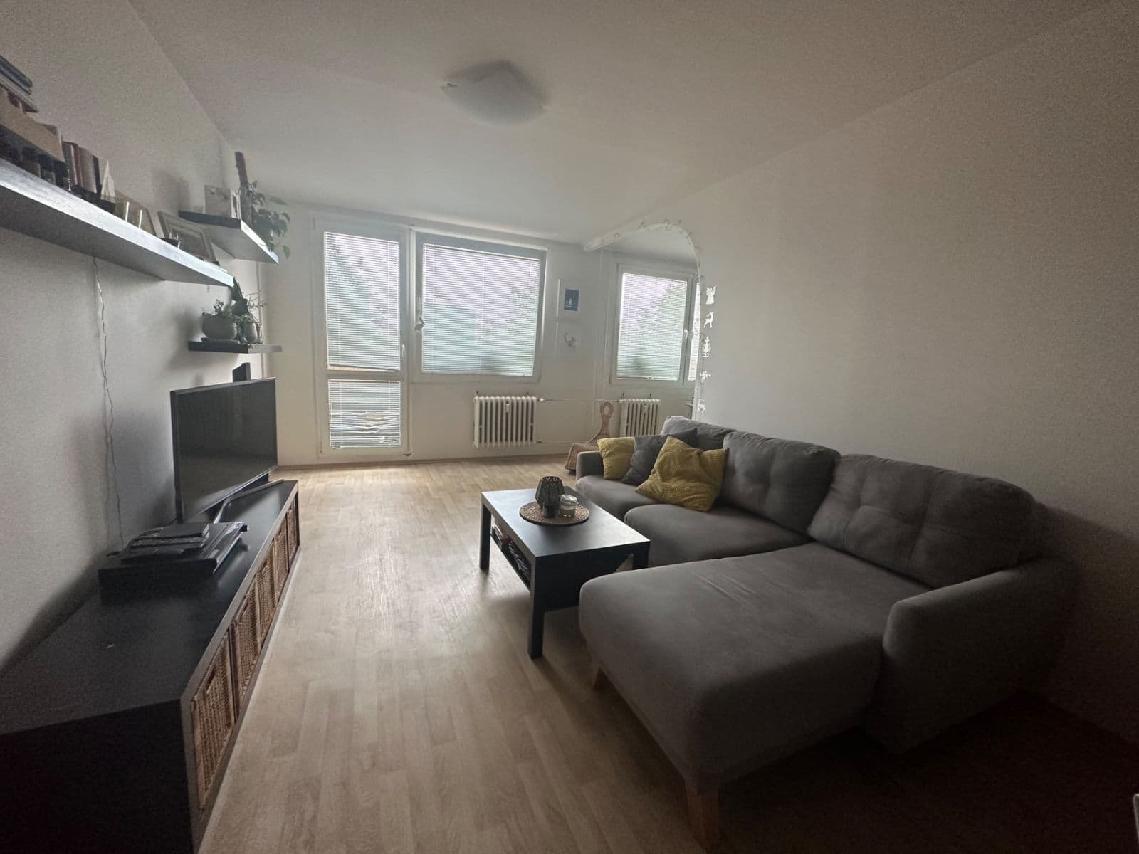 Pronájem bytu 3+1 70 m², Šluknovská, Praha, Praha Pronájem bytu 3+1 70 m², Šluknovská, Praha, Praha