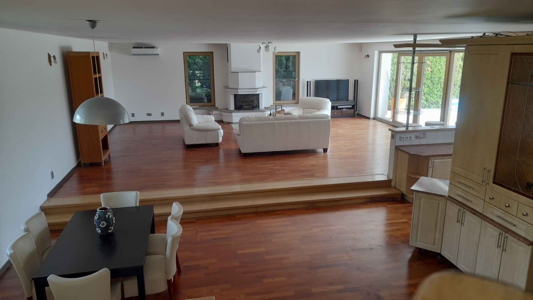Prodej domu 280 m², pozemek 730 m², Východní, Březová-Oleško, Středočeský kraj Prodej domu 280 m², pozemek 730 m², Východní, Březová-Oleško, Středočeský kraj