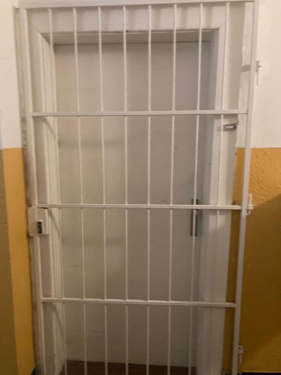 Pronájem nebytového prostoru 57 m², Biskupcova, Praha, Praha Pronájem nebytového prostoru 57 m², Biskupcova, Praha, Praha