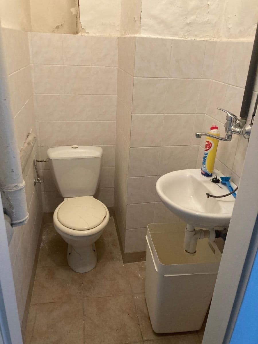 Pronájem nebytového prostoru 57 m², Biskupcova, Praha, Praha Pronájem nebytového prostoru 57 m², Biskupcova, Praha, Praha