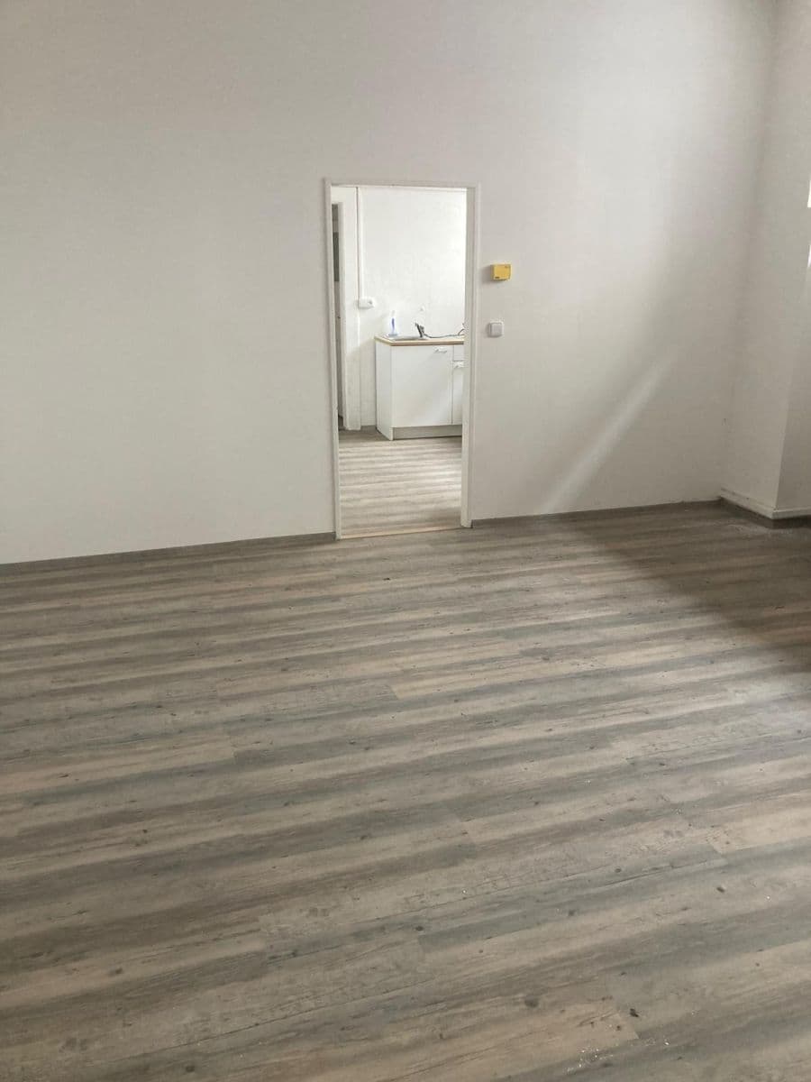 Pronájem nebytového prostoru 57 m², Biskupcova, Praha, Praha Pronájem nebytového prostoru 57 m², Biskupcova, Praha, Praha