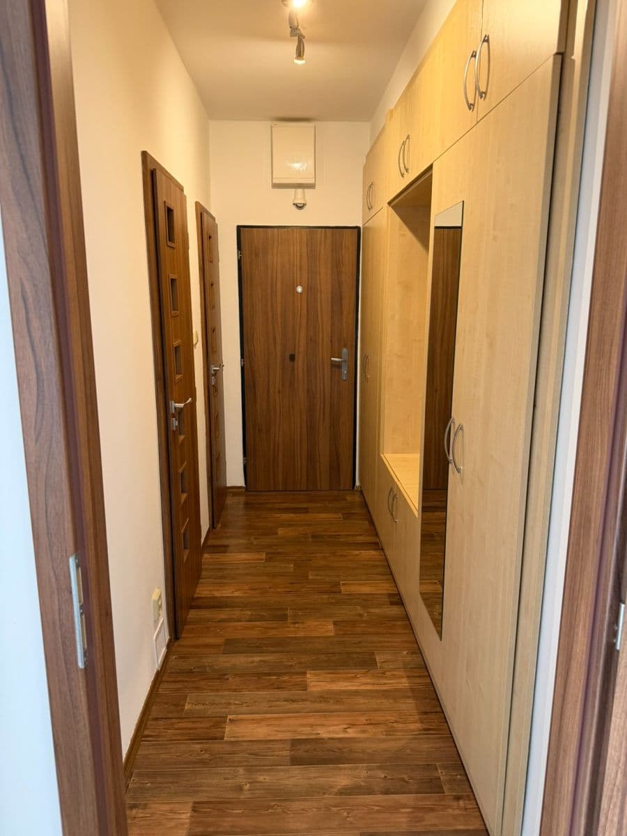 Pronájem bytu 2+kk 53 m², Škroupova, Chrudim, Pardubický kraj Pronájem bytu 2+kk 53 m², Škroupova, Chrudim, Pardubický kraj