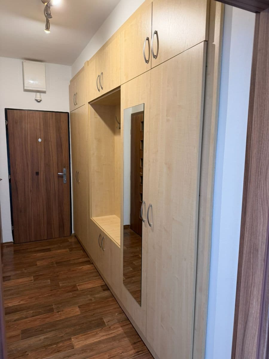 Pronájem bytu 2+kk 53 m², Škroupova, Chrudim, Pardubický kraj Pronájem bytu 2+kk 53 m², Škroupova, Chrudim, Pardubický kraj