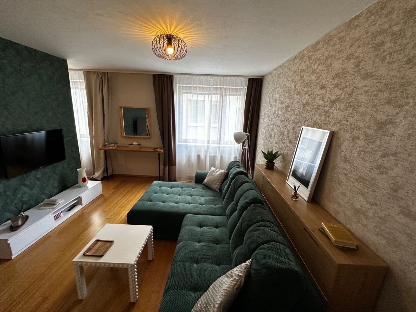 Pronájem bytu 1+kk 48 m², 5. května, Dobřichovice, Středočeský kraj Pronájem bytu 1+kk 48 m², 5. května, Dobřichovice, Středočeský kraj