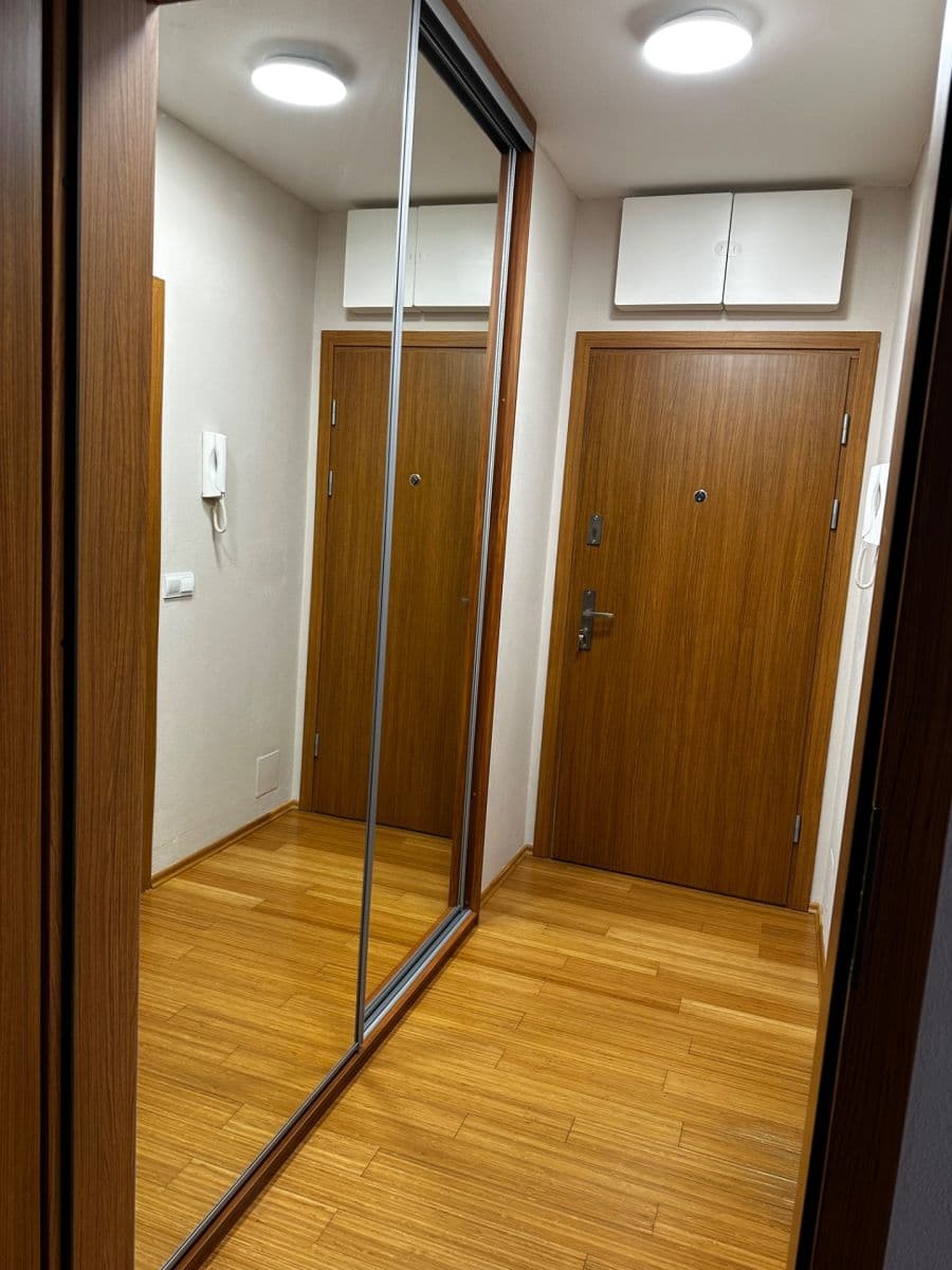 Pronájem bytu 1+kk 48 m², 5. května, Dobřichovice, Středočeský kraj Pronájem bytu 1+kk 48 m², 5. května, Dobřichovice, Středočeský kraj