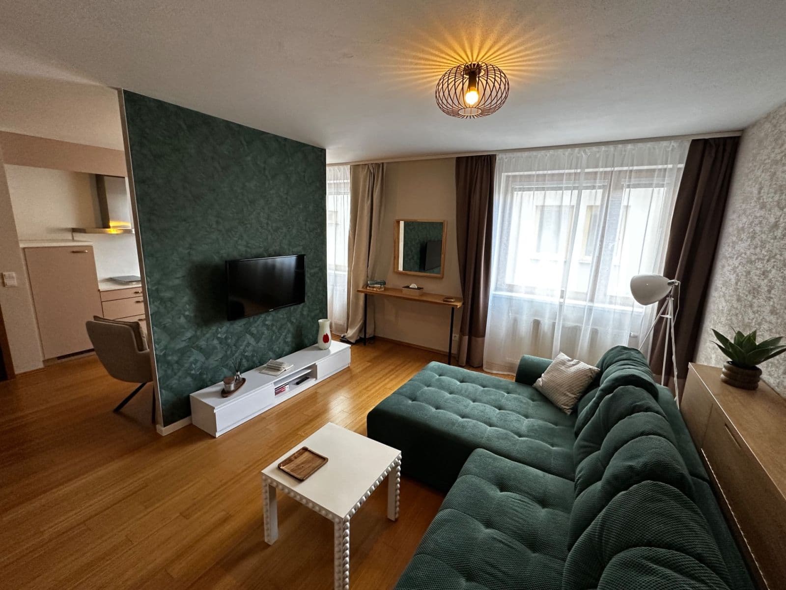 Pronájem bytu 1+kk 48 m², 5. května, Dobřichovice, Středočeský kraj Pronájem bytu 1+kk 48 m², 5. května, Dobřichovice, Středočeský kraj