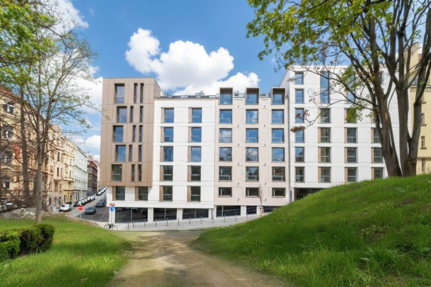 Prodej bytu 1+kk 28 m², Krymská, Praha, Praha Prodej bytu 1+kk 28 m², Krymská, Praha, Praha