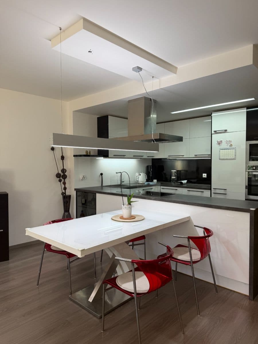 Prodej bytu 3+kk 87 m², Symfonická, Praha, Praha Prodej bytu 3+kk 87 m², Symfonická, Praha, Praha