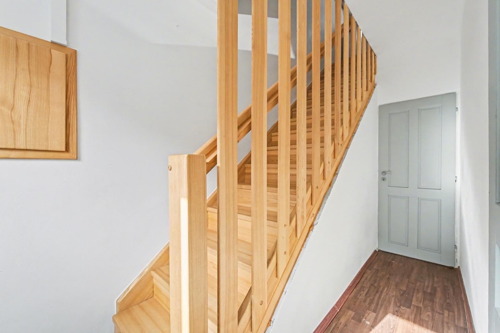 Prodej domu 156 m², pozemek 316 m², Karlštejnská, Chýnice, Středočeský kraj Prodej domu 156 m², pozemek 316 m², Karlštejnská, Chýnice, Středočeský kraj