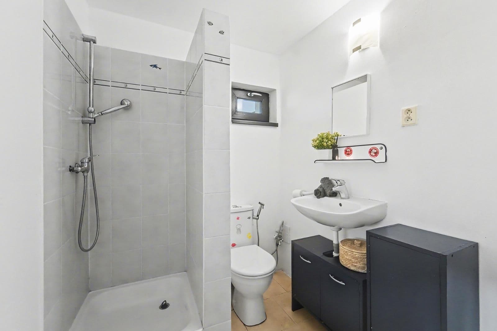 Prodej domu 156 m², pozemek 316 m², Karlštejnská, Chýnice, Středočeský kraj Prodej domu 156 m², pozemek 316 m², Karlštejnská, Chýnice, Středočeský kraj