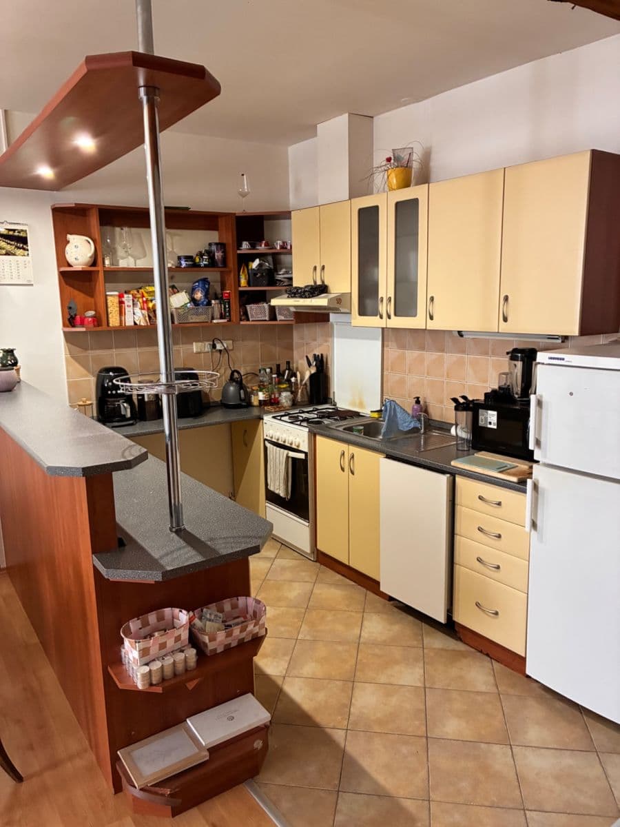 Pronájem bytu 2+kk 65 m², Škrétova, Jihlava, Kraj Vysočina Pronájem bytu 2+kk 65 m², Škrétova, Jihlava, Kraj Vysočina