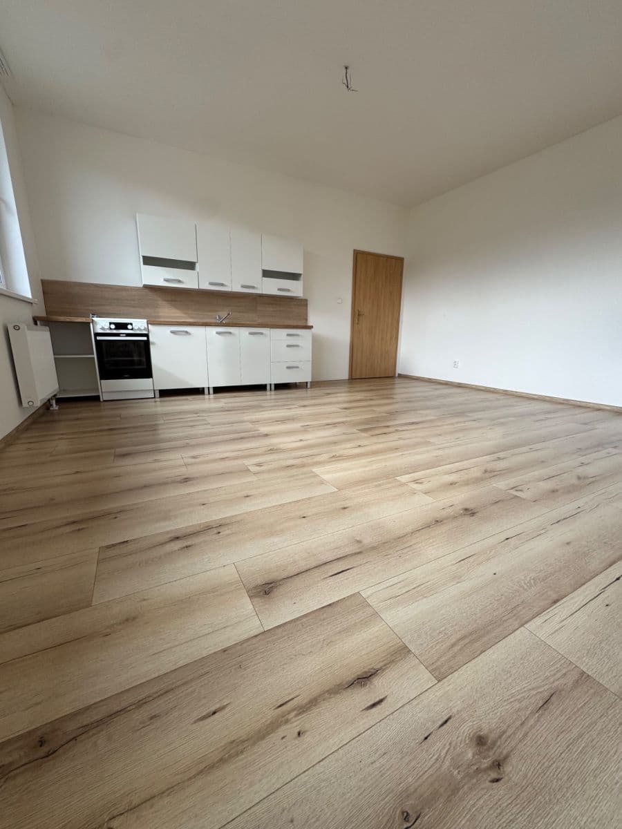 Pronájem bytu 3+kk 73 m², Hrádek nad Nisou, Liberecký kraj Pronájem bytu 3+kk 73 m², Hrádek nad Nisou, Liberecký kraj