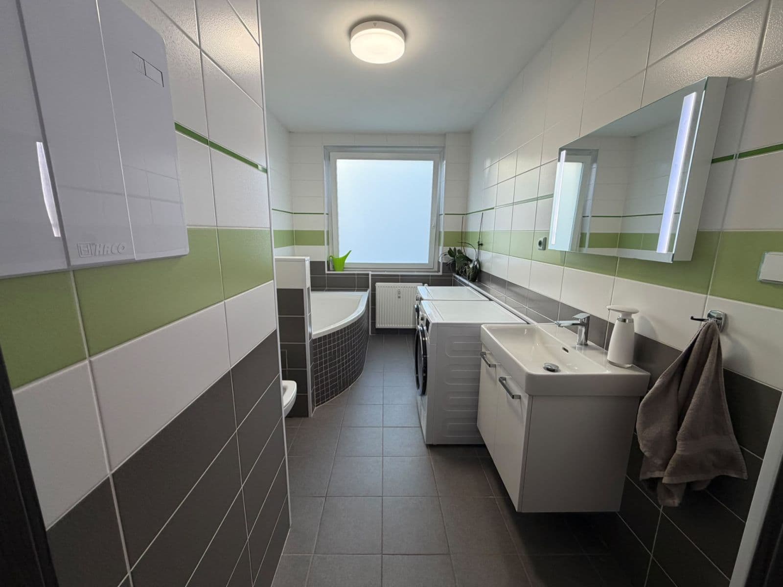 Prodej bytu 4+1 87 m², Maršovská, Teplice, Ústecký kraj Prodej bytu 4+1 87 m², Maršovská, Teplice, Ústecký kraj