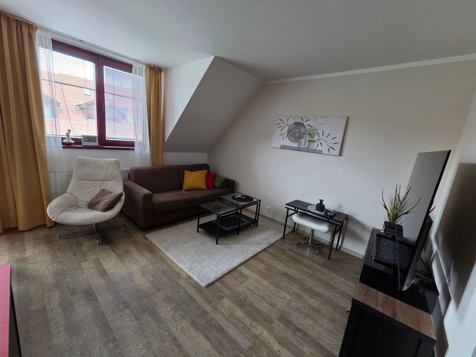 Pronájem bytu 4+kk 77 m², K Šátalce, Jesenice, Středočeský kraj Pronájem bytu 4+kk 77 m², K Šátalce, Jesenice, Středočeský kraj