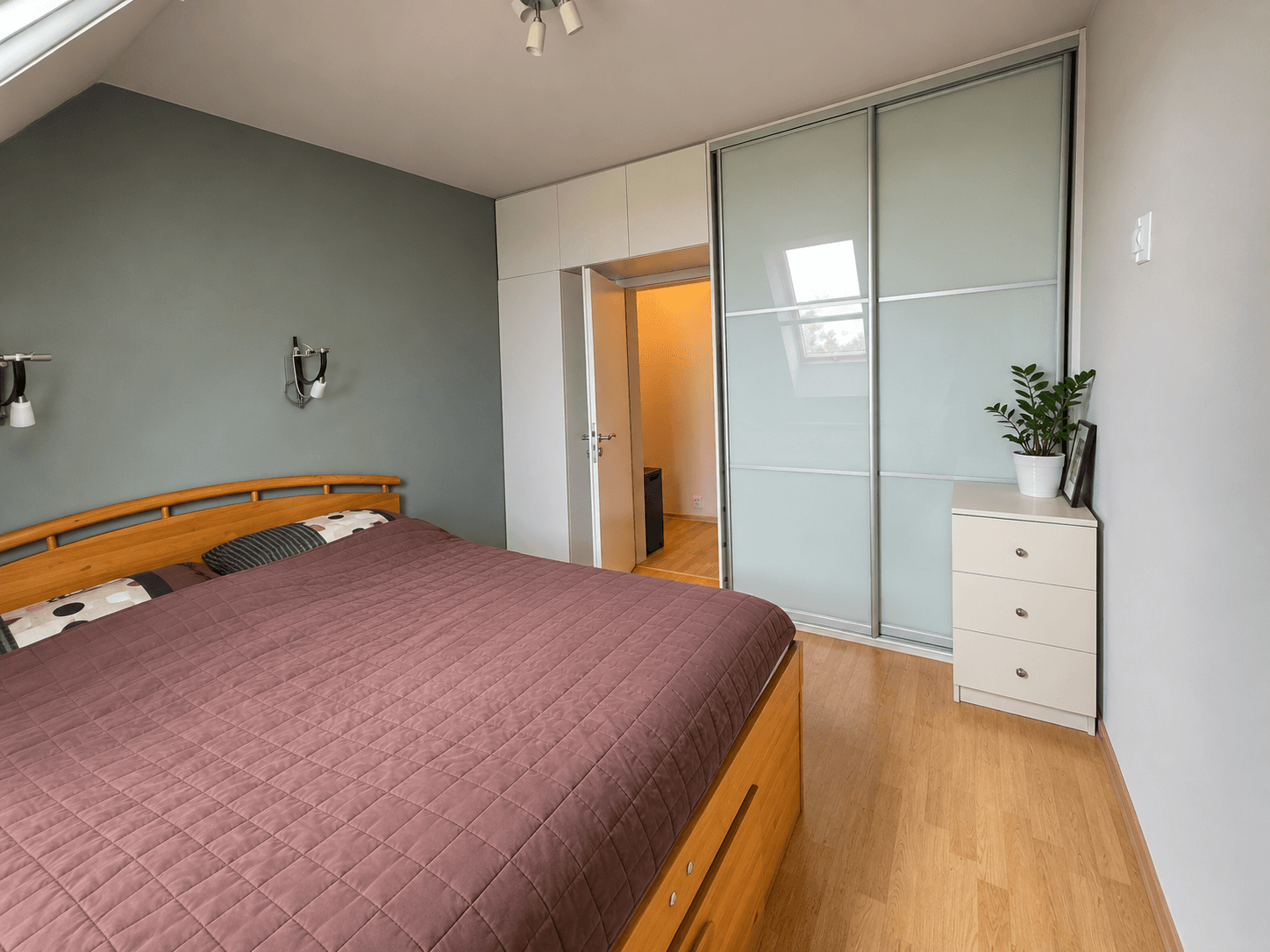 Pronájem bytu 4+kk 77 m², K Šátalce, Jesenice, Středočeský kraj Pronájem bytu 4+kk 77 m², K Šátalce, Jesenice, Středočeský kraj