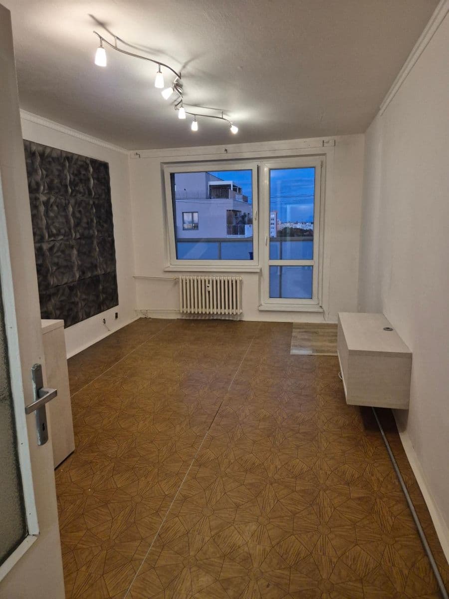 Pronájem bytu Garsoniéra 31 m², Křivoklátská, Praha, Praha Pronájem bytu Garsoniéra 31 m², Křivoklátská, Praha, Praha
