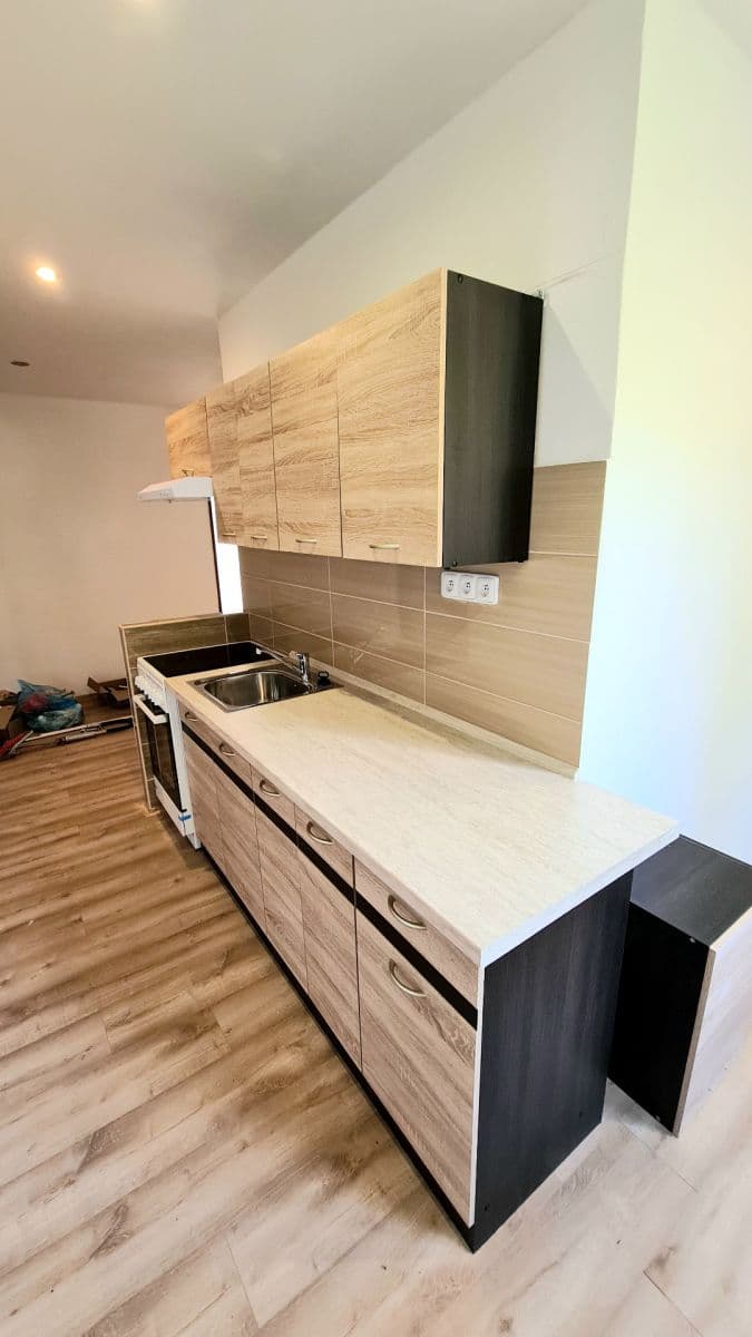 Pronájem bytu 2+1 52 m², Voskovcova, Ústí nad Labem, Ústecký kraj Pronájem bytu 2+1 52 m², Voskovcova, Ústí nad Labem, Ústecký kraj