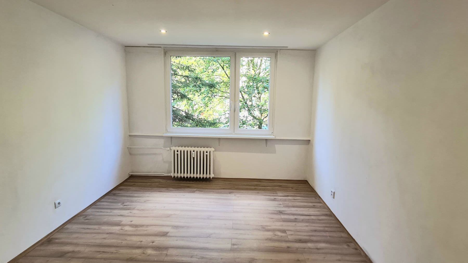 Pronájem bytu 2+1 52 m², Voskovcova, Ústí nad Labem, Ústecký kraj Pronájem bytu 2+1 52 m², Voskovcova, Ústí nad Labem, Ústecký kraj
