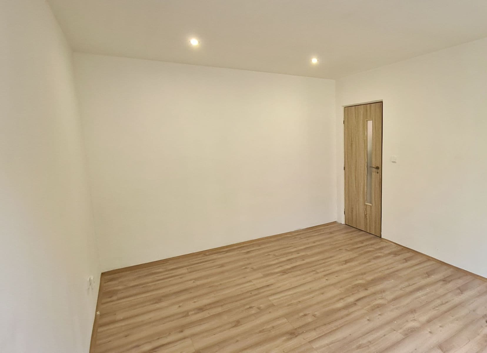 Pronájem bytu 2+1 52 m², Voskovcova, Ústí nad Labem, Ústecký kraj Pronájem bytu 2+1 52 m², Voskovcova, Ústí nad Labem, Ústecký kraj
