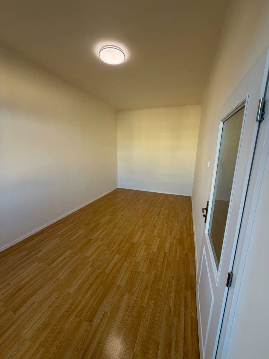 Pronájem bytu 2+kk 47 m², Janovského, Praha, Praha Pronájem bytu 2+kk 47 m², Janovského, Praha, Praha