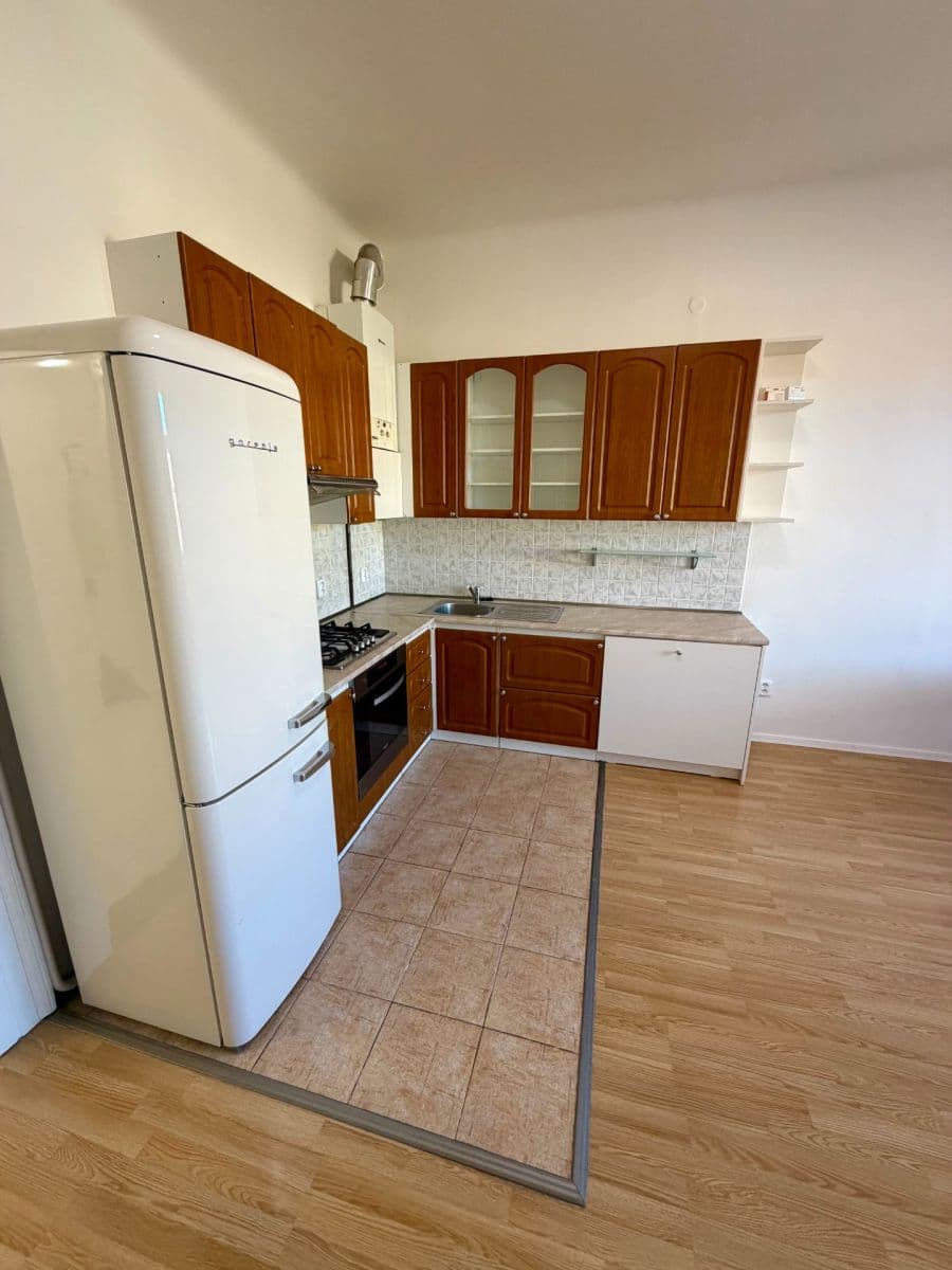 Pronájem bytu 2+kk 47 m², Janovského, Praha, Praha Pronájem bytu 2+kk 47 m², Janovského, Praha, Praha