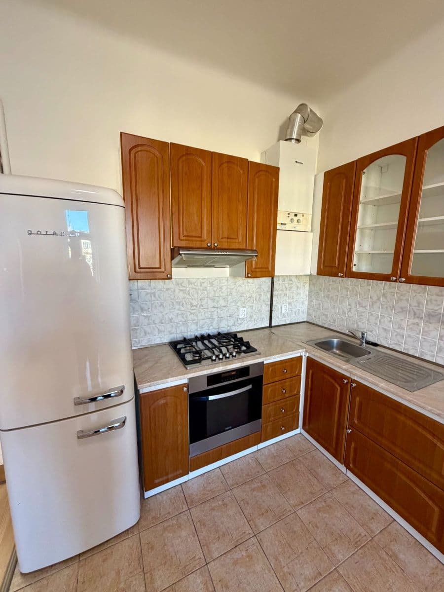Pronájem bytu 2+kk 47 m², Janovského, Praha, Praha Pronájem bytu 2+kk 47 m², Janovského, Praha, Praha