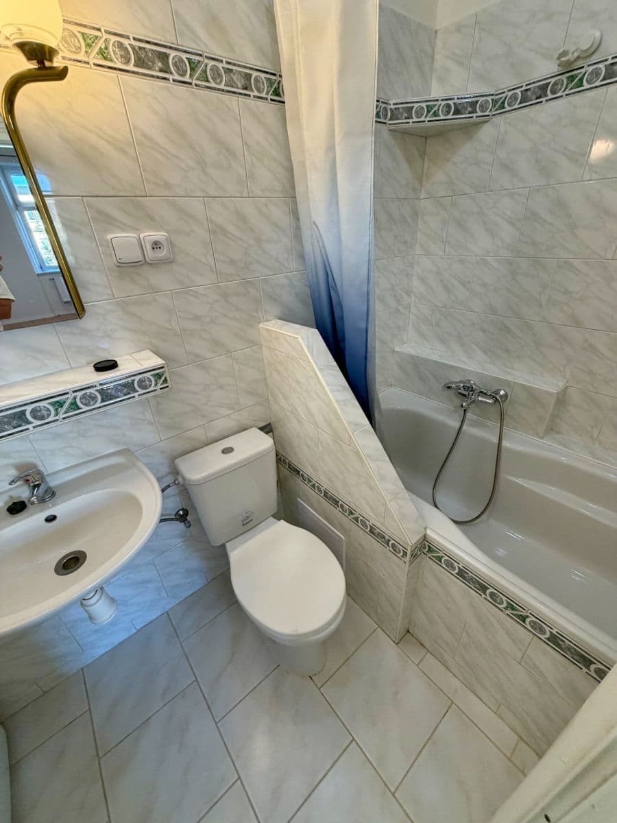 Pronájem bytu 2+kk 47 m², Janovského, Praha, Praha Pronájem bytu 2+kk 47 m², Janovského, Praha, Praha