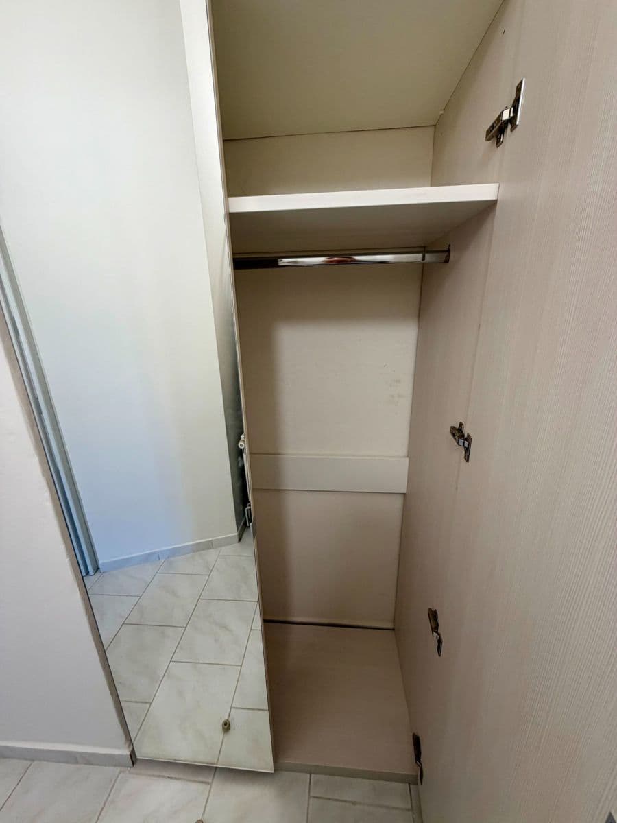 Pronájem bytu 2+kk 47 m², Janovského, Praha, Praha Pronájem bytu 2+kk 47 m², Janovského, Praha, Praha