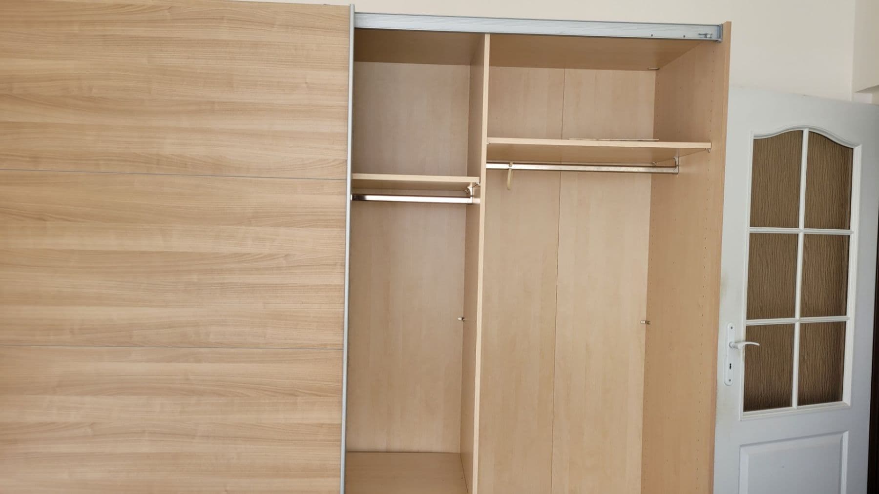 Pronájem bytu 2+1 60 m², Krátká, Milovice, Středočeský kraj Pronájem bytu 2+1 60 m², Krátká, Milovice, Středočeský kraj