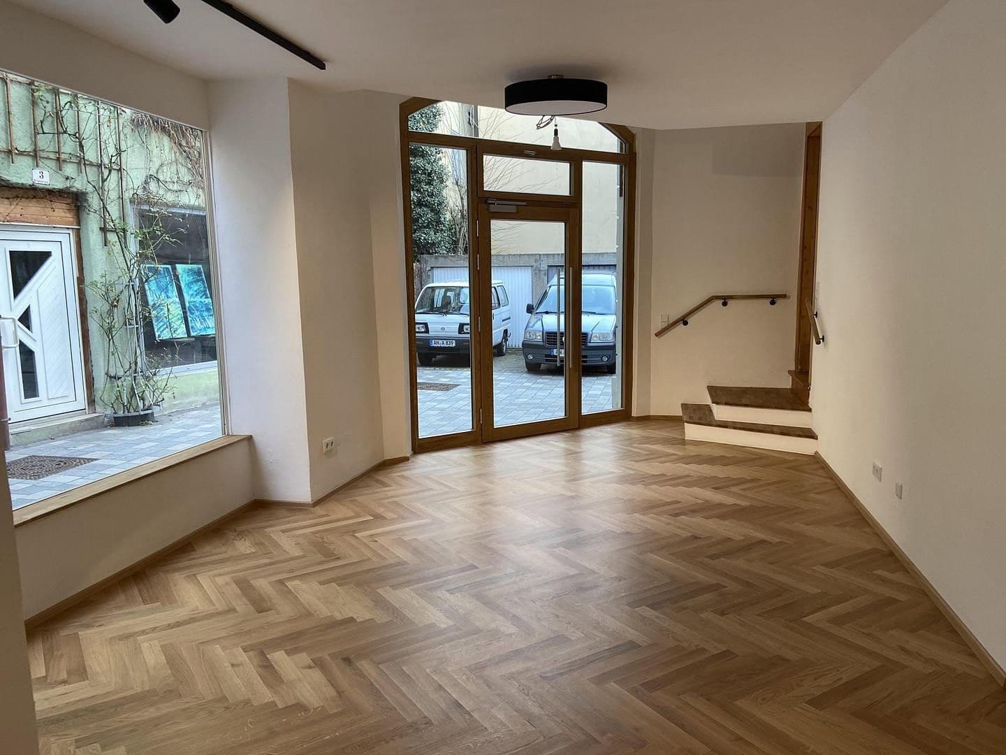 Pronájem nebytového prostoru 94 m², Neustadt 33, Ansbach, Bavorsko Pronájem nebytového prostoru 94 m², Neustadt 33, Ansbach, Bavorsko
