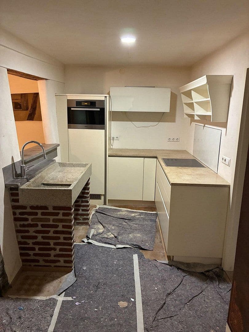 Pronájem bytu 2+1 64 m², Plieningen, Bádensko-Württembersko Pronájem bytu 2+1 64 m², Plieningen, Bádensko-Württembersko