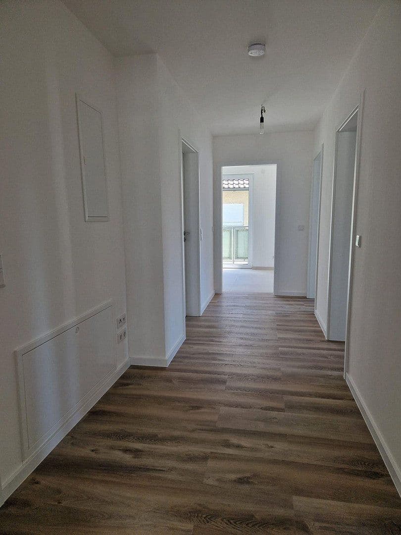 Pronájem bytu 3+1 89 m², Efeustr. 10, Karlsruhe, Bádensko-Württembersko Pronájem bytu 3+1 89 m², Efeustr. 10, Karlsruhe, Bádensko-Württembersko