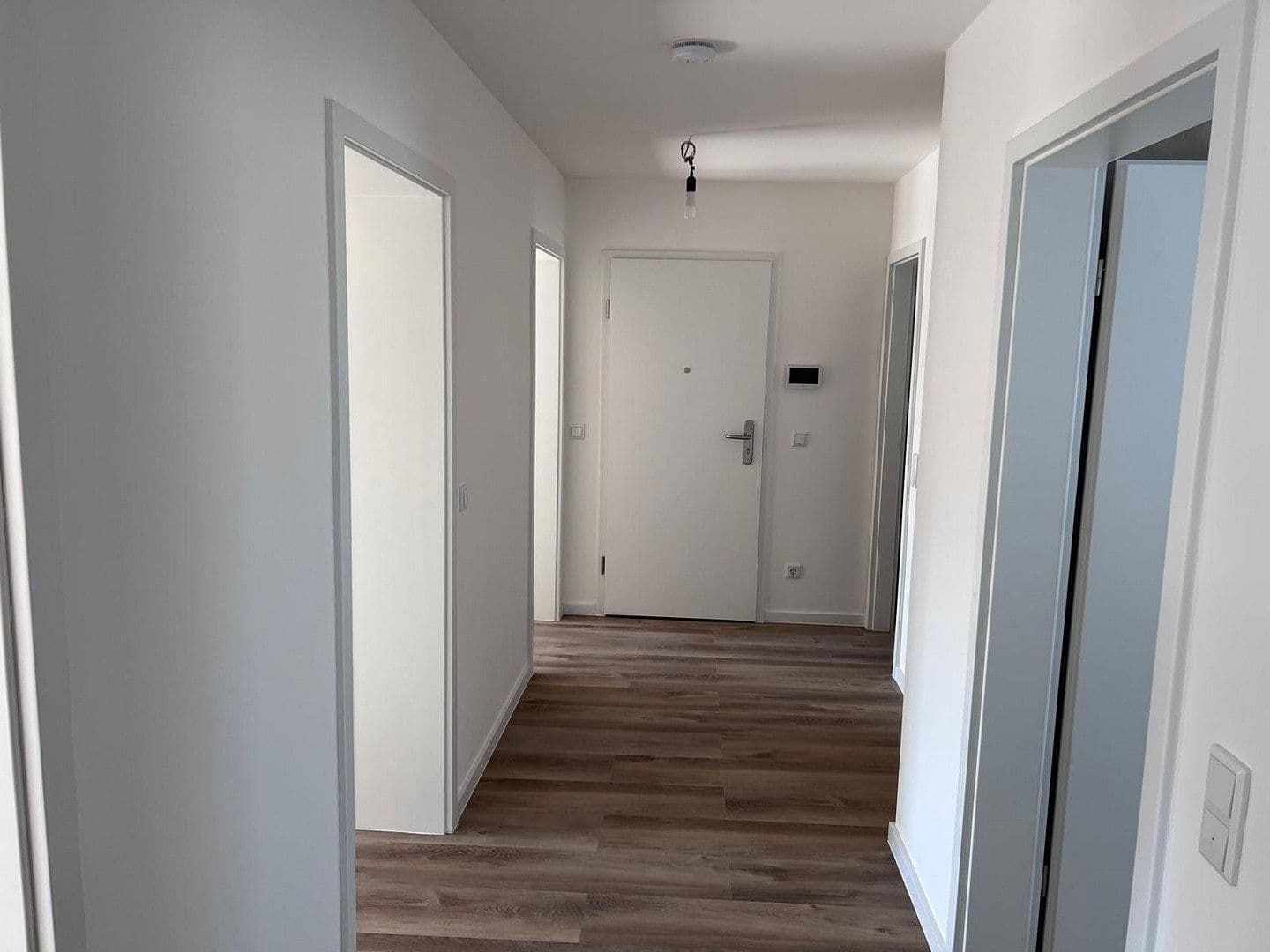 Pronájem bytu 3+1 89 m², Efeustr. 10, Karlsruhe, Bádensko-Württembersko Pronájem bytu 3+1 89 m², Efeustr. 10, Karlsruhe, Bádensko-Württembersko