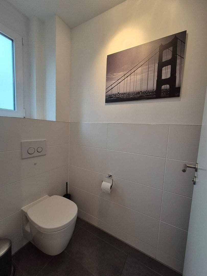 Prodej domu 127 m², pozemek 122 m², Karlsfeld, Bavorsko Prodej domu 127 m², pozemek 122 m², Karlsfeld, Bavorsko