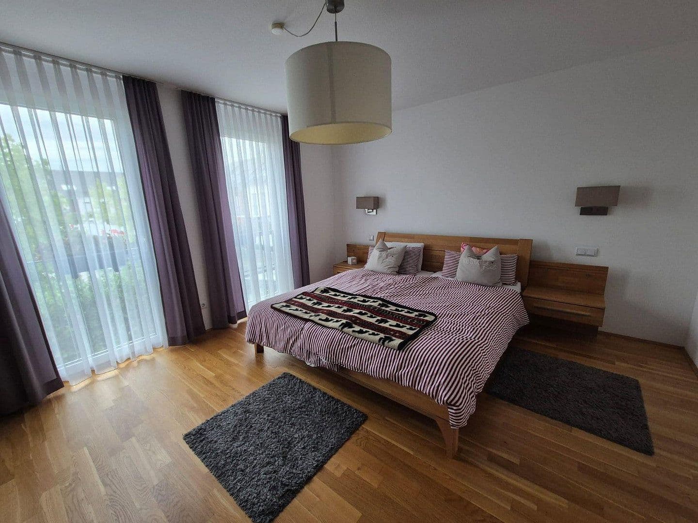 Prodej domu 127 m², pozemek 122 m², Karlsfeld, Bavorsko Prodej domu 127 m², pozemek 122 m², Karlsfeld, Bavorsko
