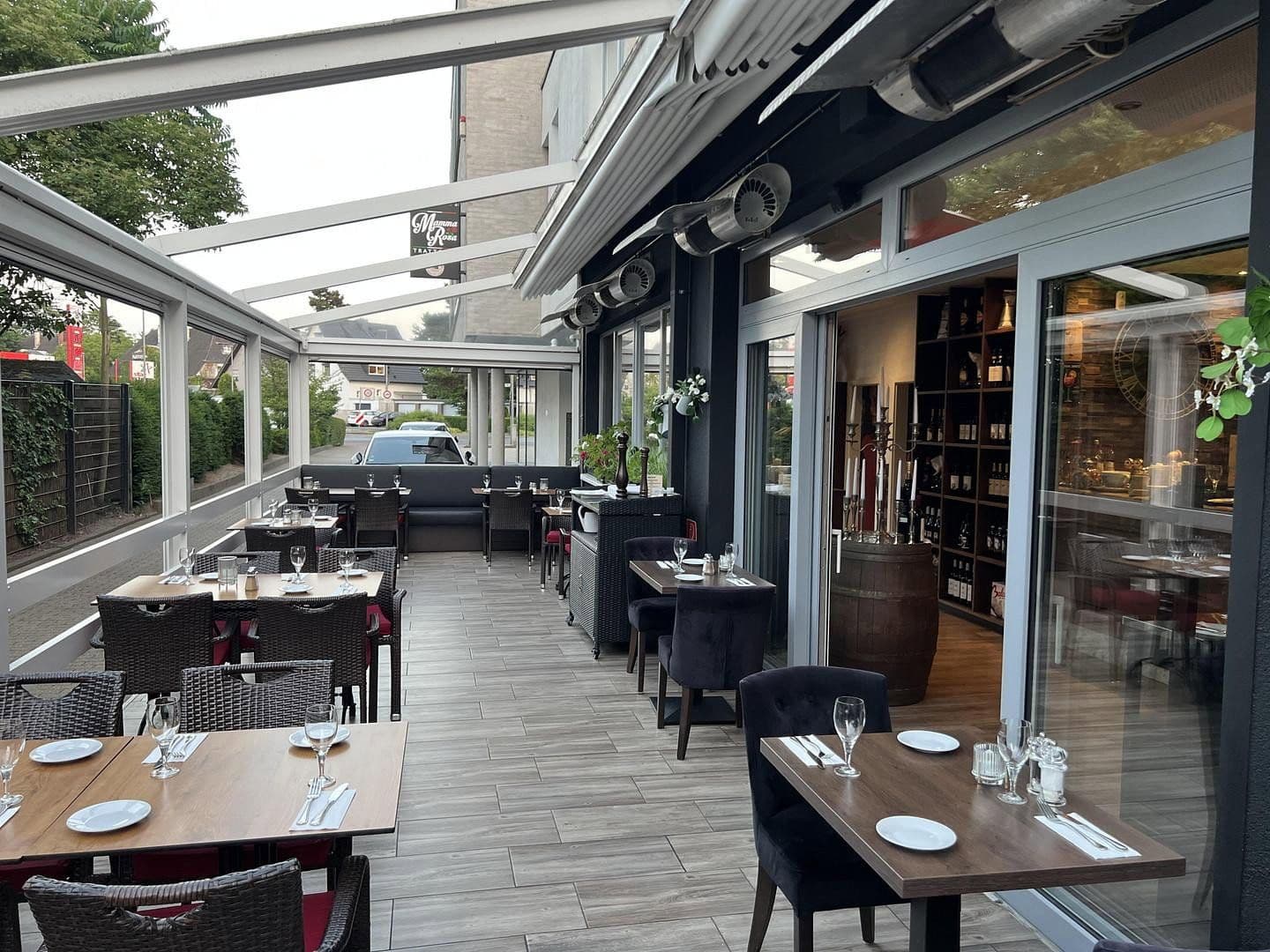 Pronájem nebytového prostoru 300 m², Uerdingerstr 552a, Krefeld-Bockum, Severní Porýní-Vestfálsko Pronájem nebytového prostoru 300 m², Uerdingerstr 552a, Krefeld-Bockum, Severní Porýní-Vestfálsko