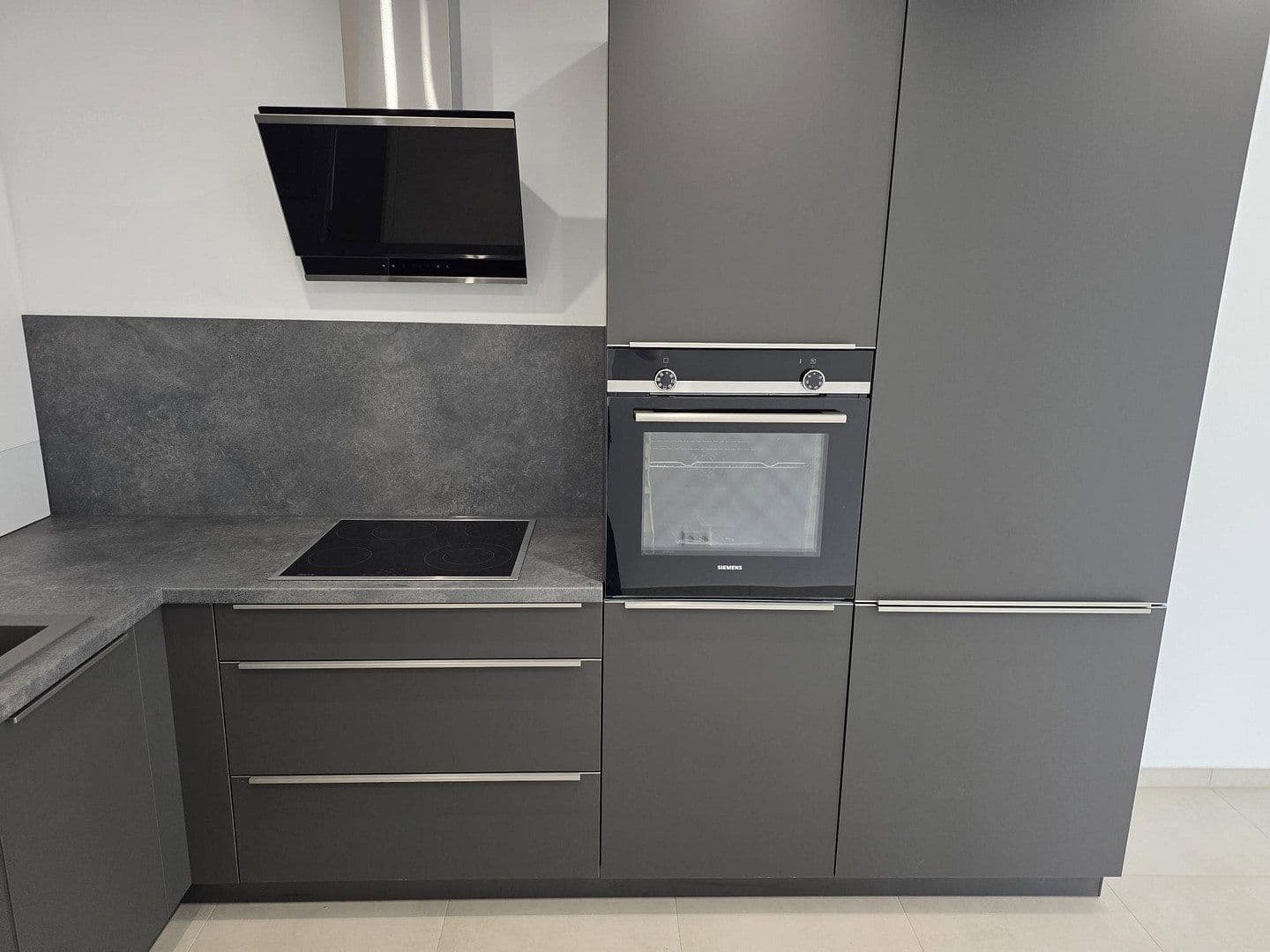 Pronájem bytu 2+1 71 m², Schifferstader Str. 27, Mannheim, Bádensko-Württembersko Pronájem bytu 2+1 71 m², Schifferstader Str. 27, Mannheim, Bádensko-Württembersko