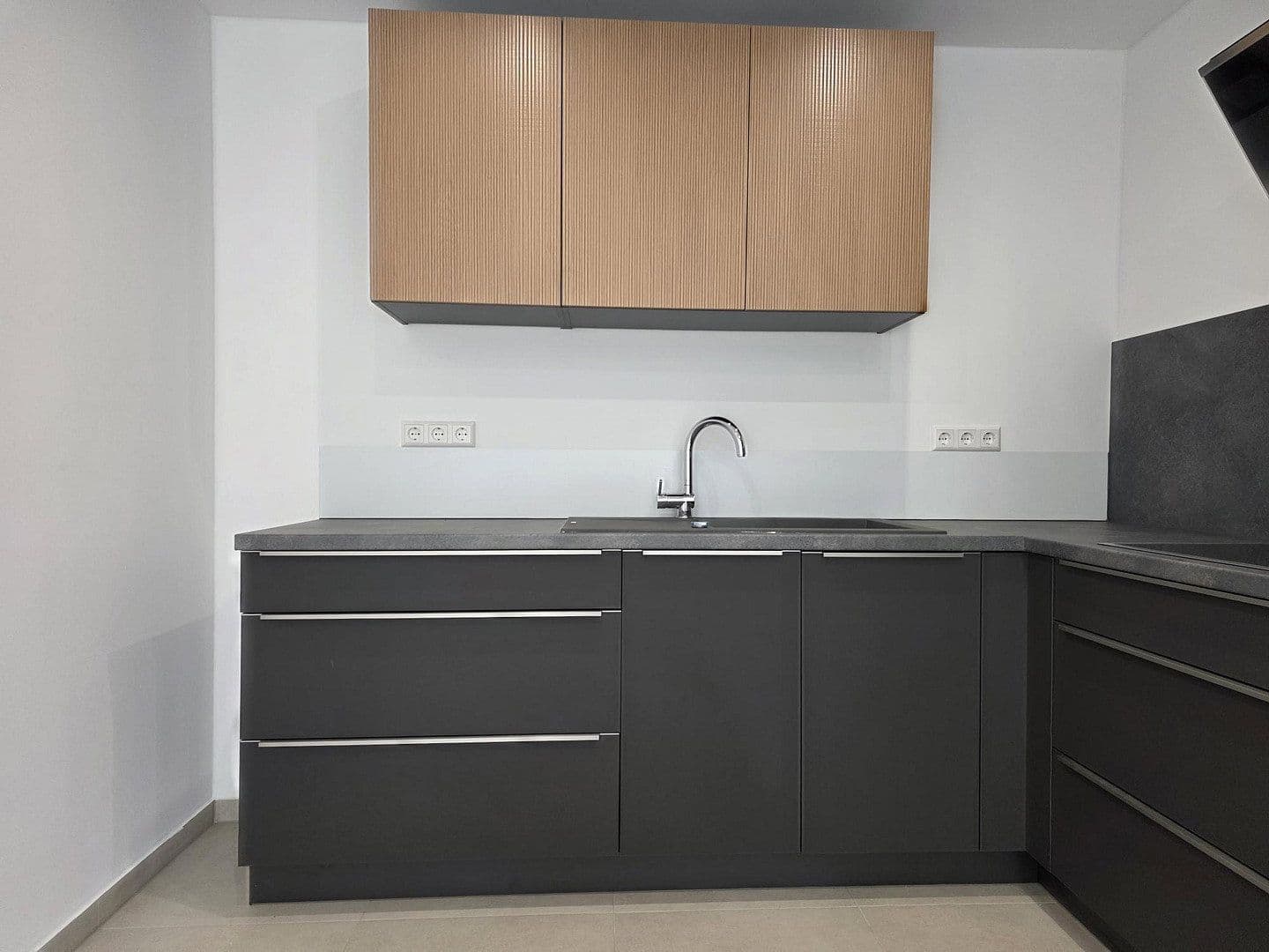 Pronájem bytu 2+1 71 m², Schifferstader Str. 27, Mannheim, Bádensko-Württembersko Pronájem bytu 2+1 71 m², Schifferstader Str. 27, Mannheim, Bádensko-Württembersko