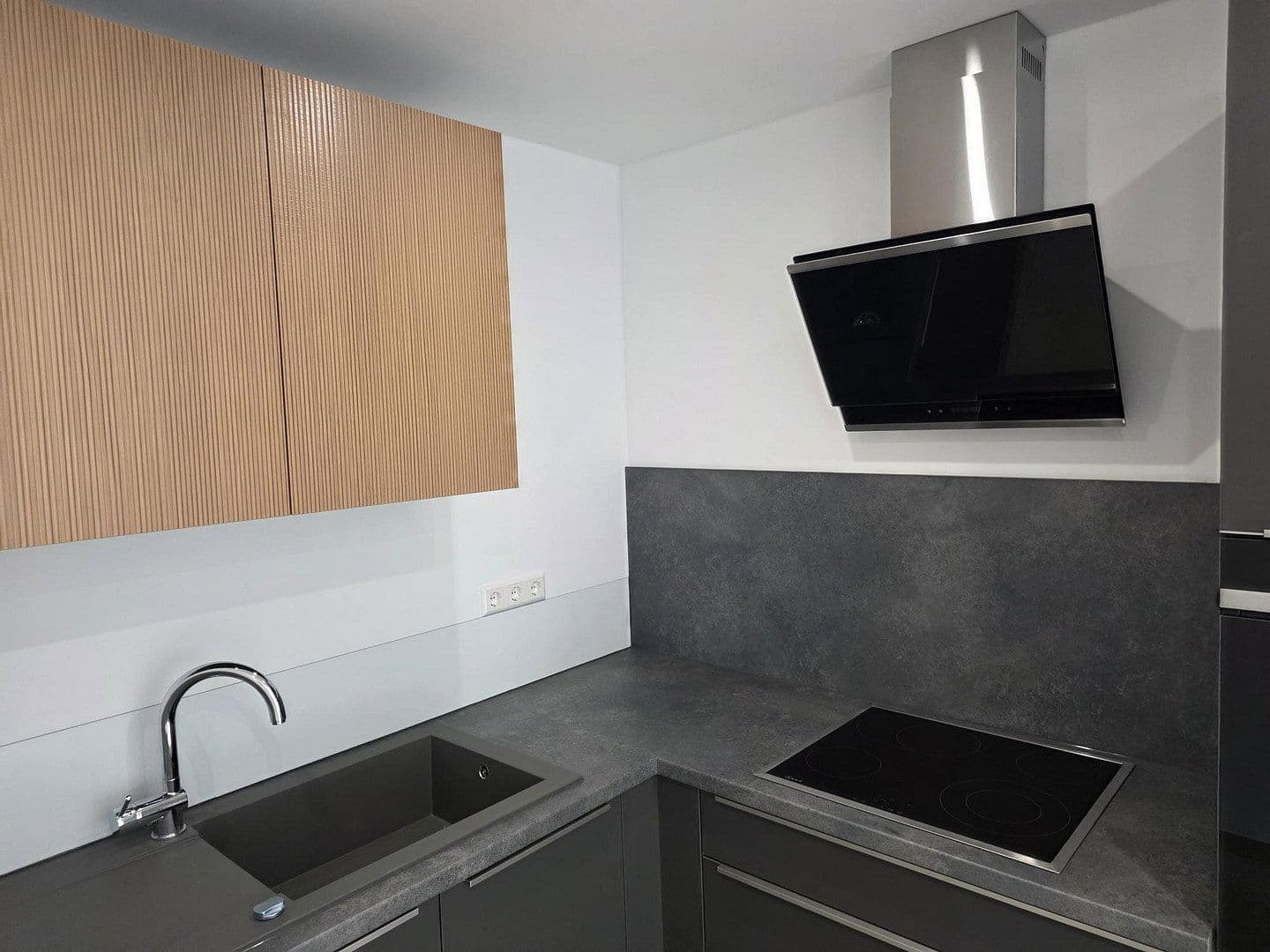Pronájem bytu 2+1 71 m², Schifferstader Str. 27, Mannheim, Bádensko-Württembersko Pronájem bytu 2+1 71 m², Schifferstader Str. 27, Mannheim, Bádensko-Württembersko