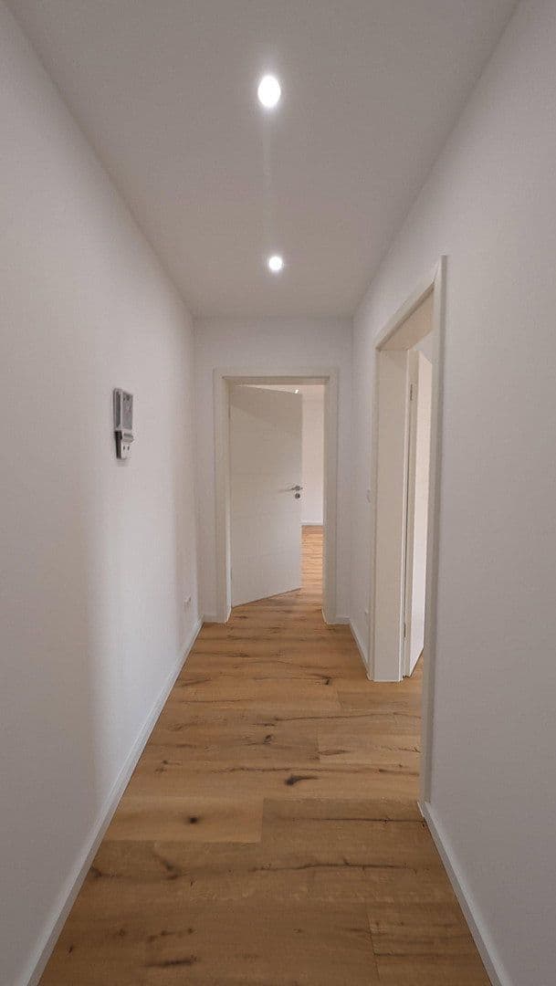 Pronájem bytu 2+1 71 m², Schifferstader Str. 27, Mannheim, Bádensko-Württembersko Pronájem bytu 2+1 71 m², Schifferstader Str. 27, Mannheim, Bádensko-Württembersko
