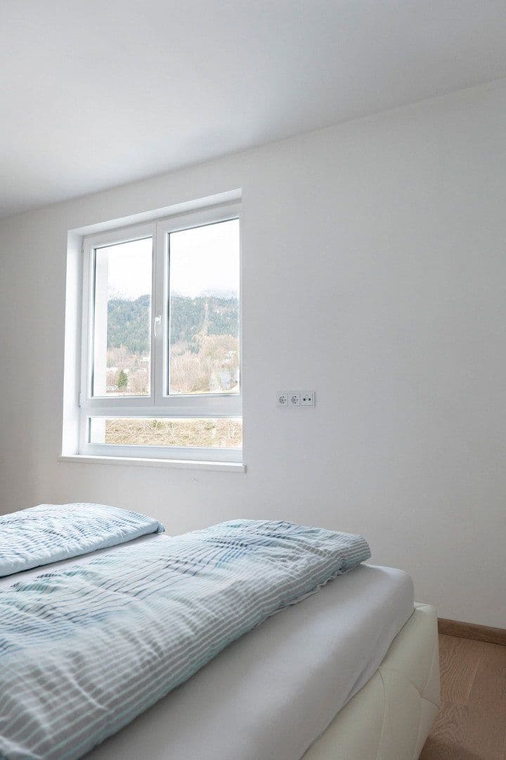 Pronájem bytu 2+kk 107 m², Haller Straße 77, Innsbruck, Tyrolsko Pronájem bytu 2+kk 107 m², Haller Straße 77, Innsbruck, Tyrolsko