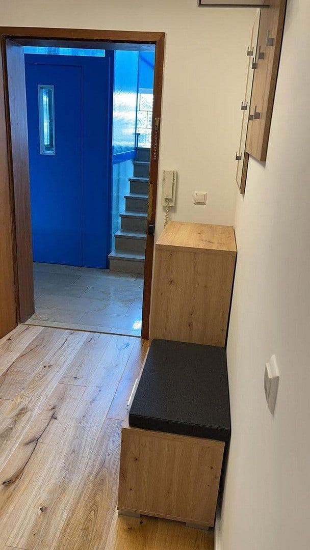 Pronájem bytu 1+1 40 m², Lortzingstr. 9, Mannheim, Bádensko-Württembersko Pronájem bytu 1+1 40 m², Lortzingstr. 9, Mannheim, Bádensko-Württembersko