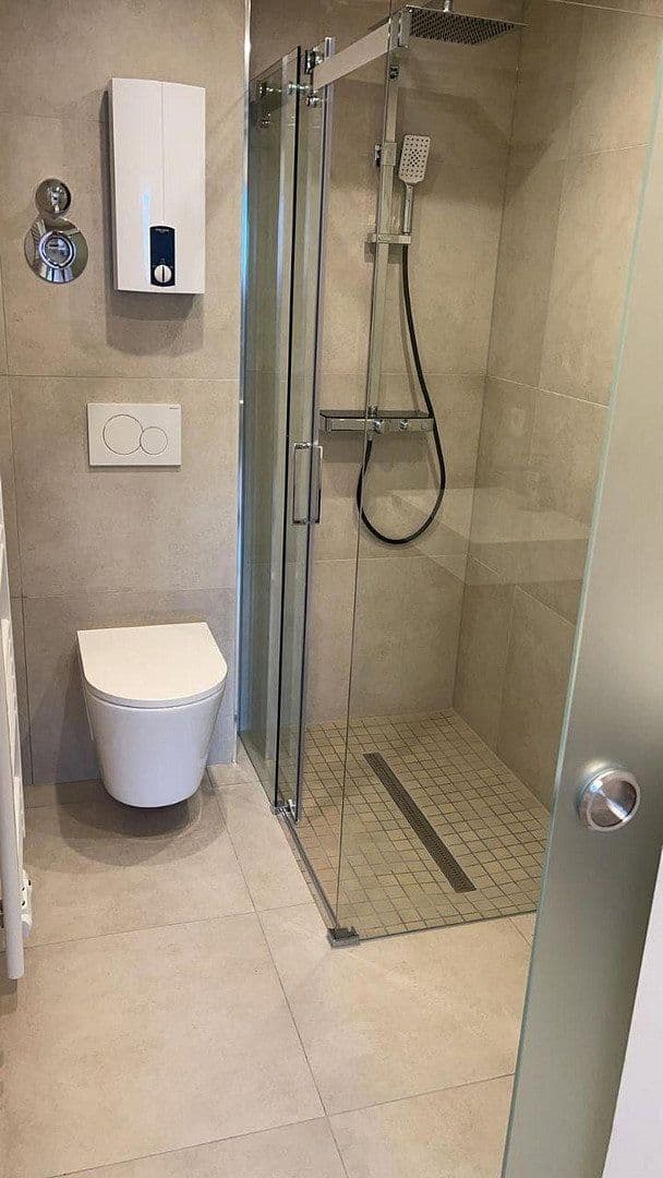 Pronájem bytu 1+1 40 m², Lortzingstr. 9, Mannheim, Bádensko-Württembersko Pronájem bytu 1+1 40 m², Lortzingstr. 9, Mannheim, Bádensko-Württembersko
