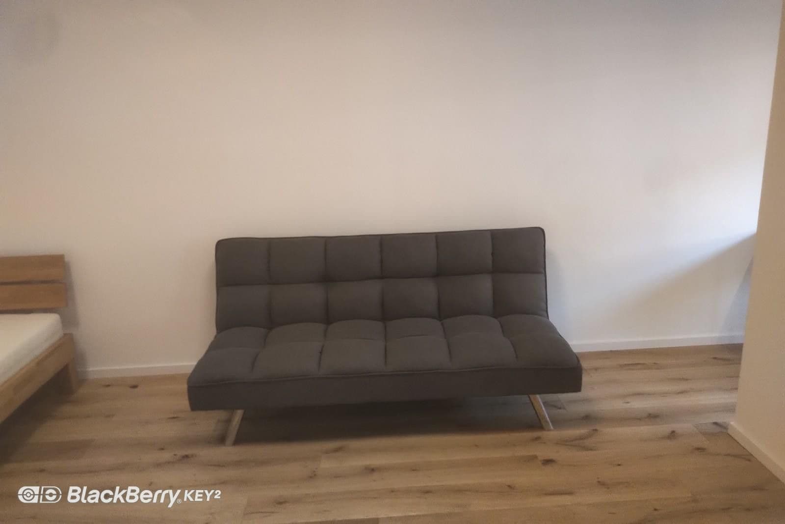Pronájem bytu 1+1 40 m², Lortzingstr. 9, Mannheim, Bádensko-Württembersko Pronájem bytu 1+1 40 m², Lortzingstr. 9, Mannheim, Bádensko-Württembersko