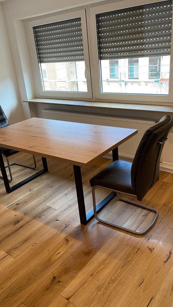Pronájem bytu 1+1 40 m², Lortzingstr. 9, Mannheim, Bádensko-Württembersko Pronájem bytu 1+1 40 m², Lortzingstr. 9, Mannheim, Bádensko-Württembersko