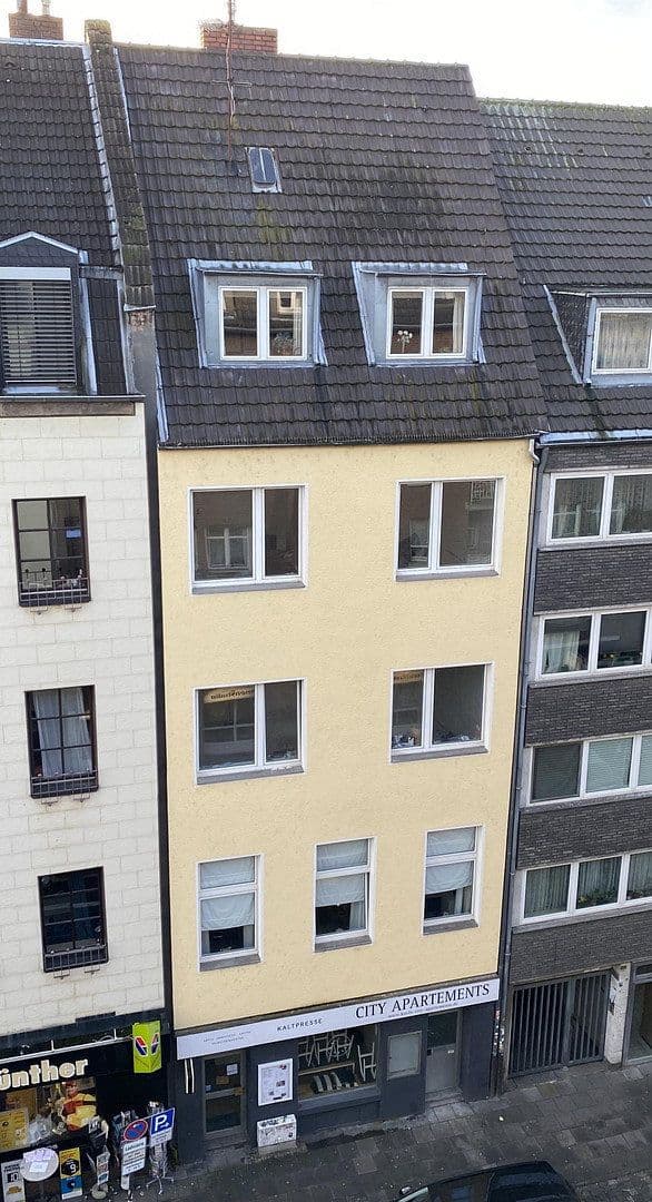 Pronájem bytu 1+1 40 m², Köln, Severní Porýní-Vestfálsko Pronájem bytu 1+1 40 m², Köln, Severní Porýní-Vestfálsko