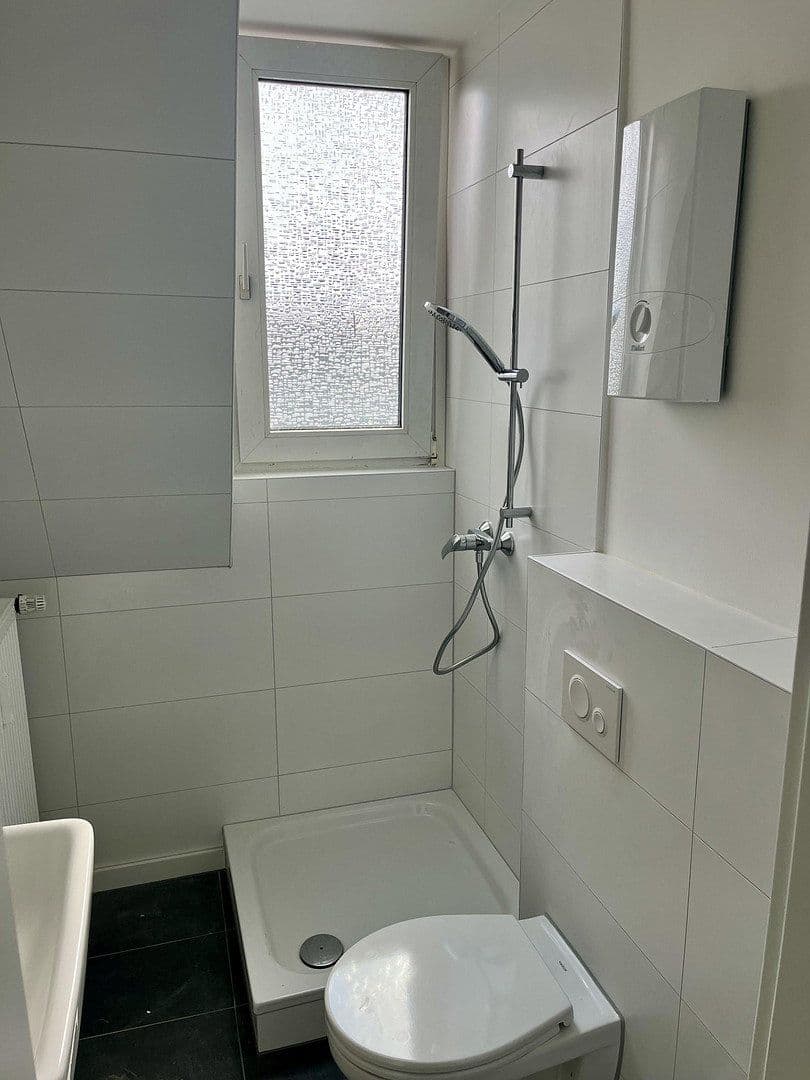 Pronájem bytu 1+1 40 m², Köln, Severní Porýní-Vestfálsko Pronájem bytu 1+1 40 m², Köln, Severní Porýní-Vestfálsko